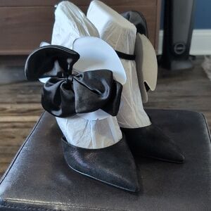 Sam Edelman Women's Halie Bow Black Satin Heel